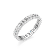 Everyday Luxe Ring – Elegant Sparkle in Yellow Gold | JewelVerra