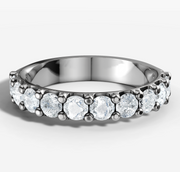 Round Brilliant Diamond Wedding Band | Jewelverra