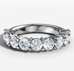 Shared Prong Band With 0.30ct Round Brilliant Cut Diamonds