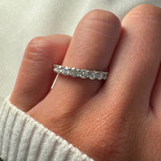 Round Brilliant Diamond Wedding Band | Jewelverra