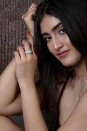 Classic Bloom Diamond Pendant – Elegant White Gold Necklace | JewelVerra